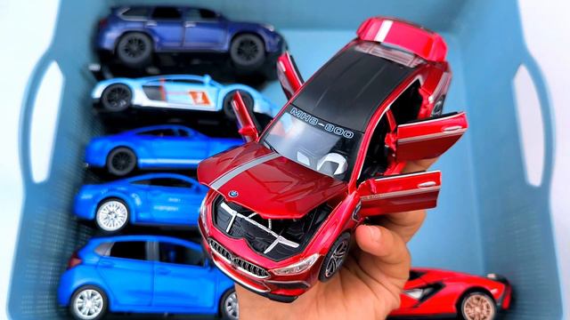 Box full of Model Car Jaguar, Nissan, Audi, Maserati, Peugeot, Pickup Truck , Police Pickup Truck 0 смотреть онлайн