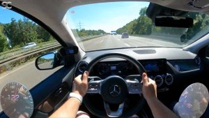 2022 Mercedes-Benz GLA 200 - POV Autobahn Top Speed Drive
