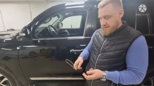 установки предпускового подогревателя двигателя Eberspacher Hydronic на Toyota Land Cruser J200.