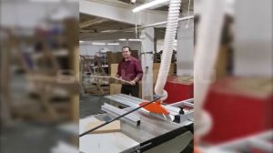 Форматно-раскроечный станок с роликовой кареткой D45-1600 — Видео от клиента