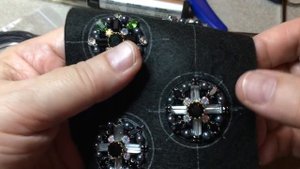 Броши - пуговицы. Вышивка.