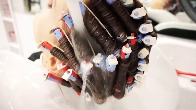 Щадящая химическая завивка для любого типа волос смотреть онлайн