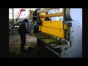 Гильотинные ножницы механические НГ-16