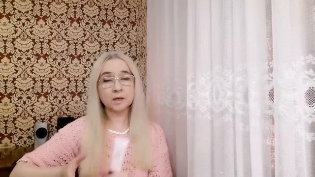 Худшая косметика в моей коллекции. Знаменитая Holika Holika  bb cream shimmering.