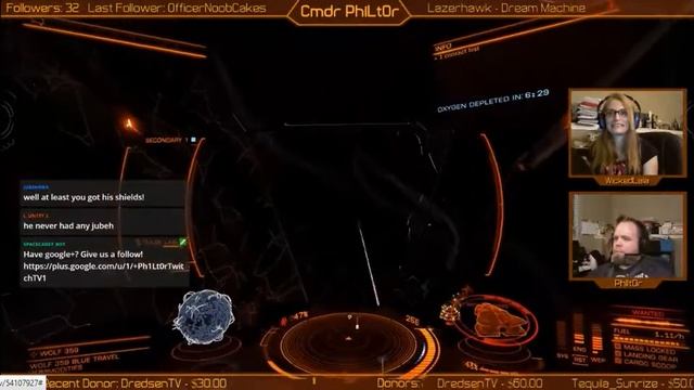 Elite Dangerous streamer duels Cobra mk3 Vs The Vulture смотреть онлайн