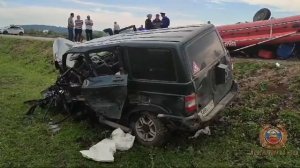 Три человека погибли в ДТП на юге Красноярского края.Авария произошла сегодня Каратузском районе