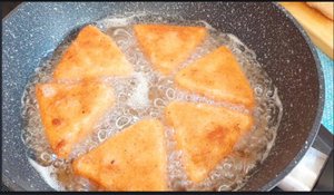 Когда у тебя есть 3  картошки и 2 яйцо. Картошка делается так. Быстрый и простой рецепт