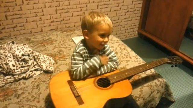 CHILD "PLAY" THE QUITAR | Баллада о бренности бытия | SAVVA-VLOG смотреть онлайн