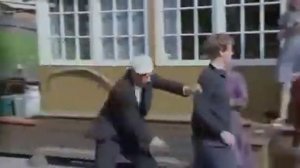 Я тебе хоть раз в жизни это ударю.