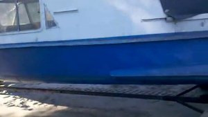 Катер водоизмещающий