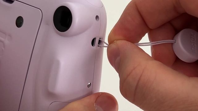 Fujifilm Instax Mini 11 HOW TO ATTACH STRAP