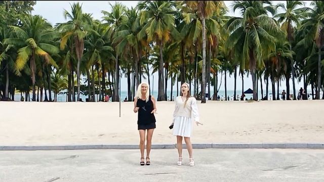 Светлана и Элина Муравьевы, г. Санья (Китай) - Под Новый год смотреть онлайн