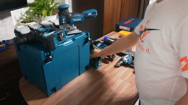 Обзор инструмента сборщика мебели #MAKITA #STANLEY #BOSCH #МЕБЕЛЬ #ИНСТРУМЕНТЫ смотреть онлайн