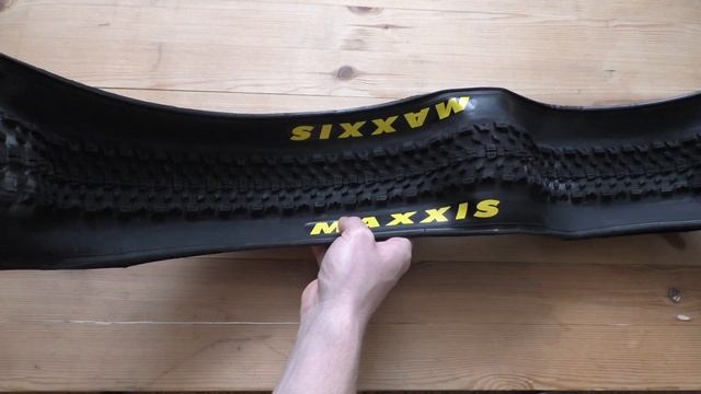 Unboxing и небольшой обзор покрышки Maxxis Ardent Race EXO Tubeless Ready смотреть онлайн