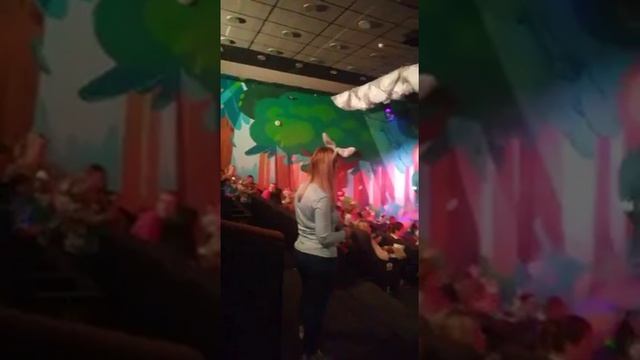 Легендарное Шоу Зайцы в Москве смотреть онлайн