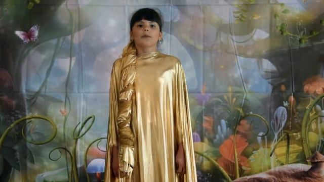 Участница дистанционного детского Районного конкурса для девочек Принцесса Мален (5).mp4 смотреть онлайн