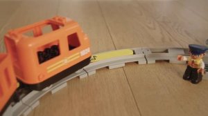 LEGO DUPLO. 10875 Pociąg towarowy