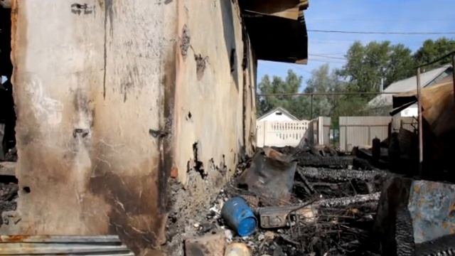 В Касево сгорел дом смотреть онлайн