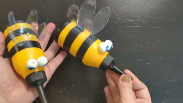 Как сделать пчел из пластиковых бутылок для украшения дачи