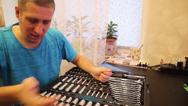 Набор инструментов Gross 14157, 216 предм. смотреть онлайн