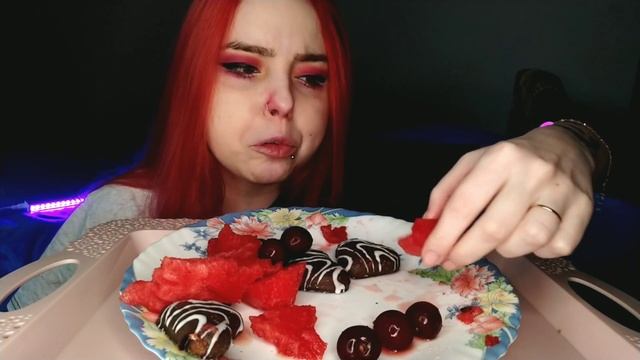 ПРЯНИКИ И АРБУЗ МУКБАНГmukbang