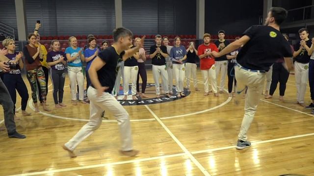 Friday final roda. Capoeira Weekend Moscow смотреть онлайн