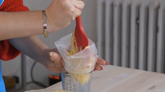 Can We Make Perfect Profiteroles From Memory? смотреть онлайн