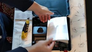 Распаковка Дрель-шуруповерт Bosch Professional GSR 12V-30 (06019G9000)