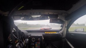 Breathtaking onboard action in the puring rain!