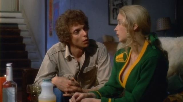 Swinging Cheerleaders 1974 - Девочки свингеры из команды поддержки