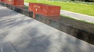 Москва Кремль Аллея городов-героев и городов воинской славы