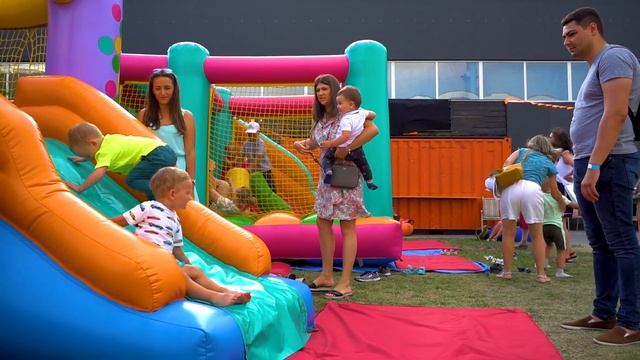 Семейный городской праздник Mamo Picnic смотреть онлайн