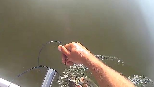 Рыбалка на Волге. Щуки рвут кольца Rapala День 2 й смотреть онлайн