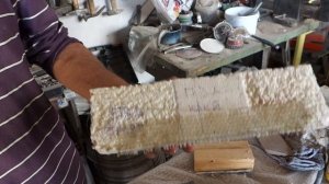 Пенопласт и полиэфирная смола