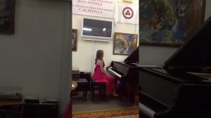 Liza Dranchenko Филипп Э. Бах " Маленькая фантазия ре минор" 2013