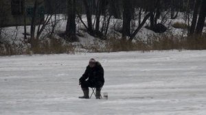 Мартовский лёд на Косинских озёрах