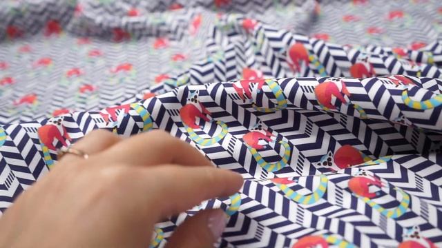 Хлопок поплин с лемурами AL9641 смотреть онлайн