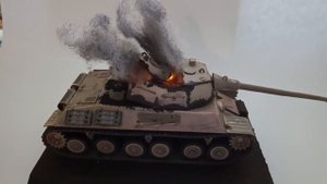 Модель горящего танка