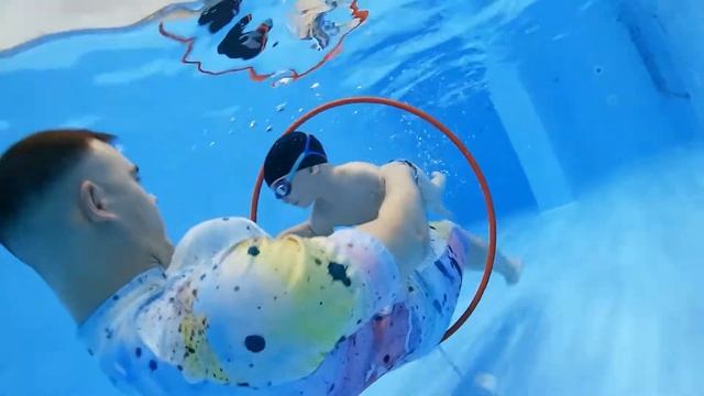 Грудничковое плавание в Ставрополе | Лесенка Воды #08 смотреть онлайн