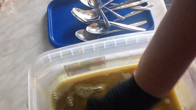 Как почистить вилки из нержавеющей стали между зубцами . смотреть онлайн