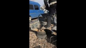 Как быстро распилить кузов Мерседес сабельной пилой. Авторазбор