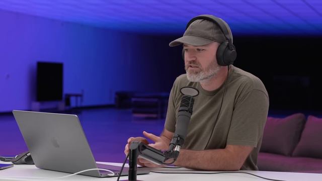 Apple AirPods Pro 2 Reaction (NEW FEATURES) смотреть онлайн