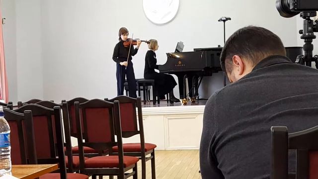 А. Вьетан "Фантазия Аппасcионата", С. Рахманинов "Вокализ" смотреть онлайн