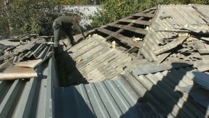 ?Ремонт крыши дома.?Крыша из проф настила для старого дома.  1 часть.