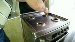 Ремонт электрической духовки газовой печки. Просто окислилась клемма.