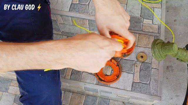 Cum se înlocuiește firul de cosit la motocoasa, instructiuni video смотреть онлайн