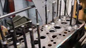 ГБЦ Д - 65 ЮМЗ 6 ТD .Ремонт головки блока циліндрів трактора ЮМЗ