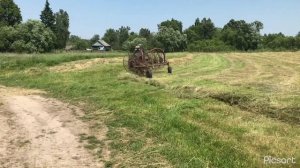 Сгребание сена прицепными граблями гвк 6 на самодельном тракторе