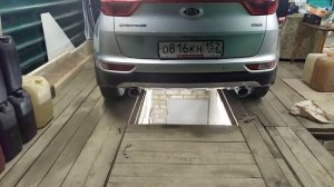Звук раздвоенного выхлопа без глушителя Kia Sportage 4 CRDI