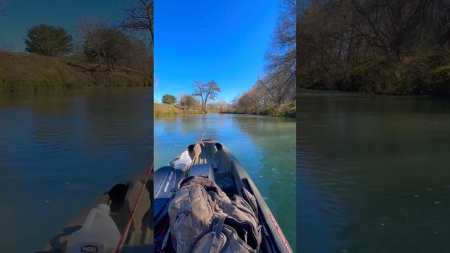 😳This Kayak w Outboard Flies! 😮